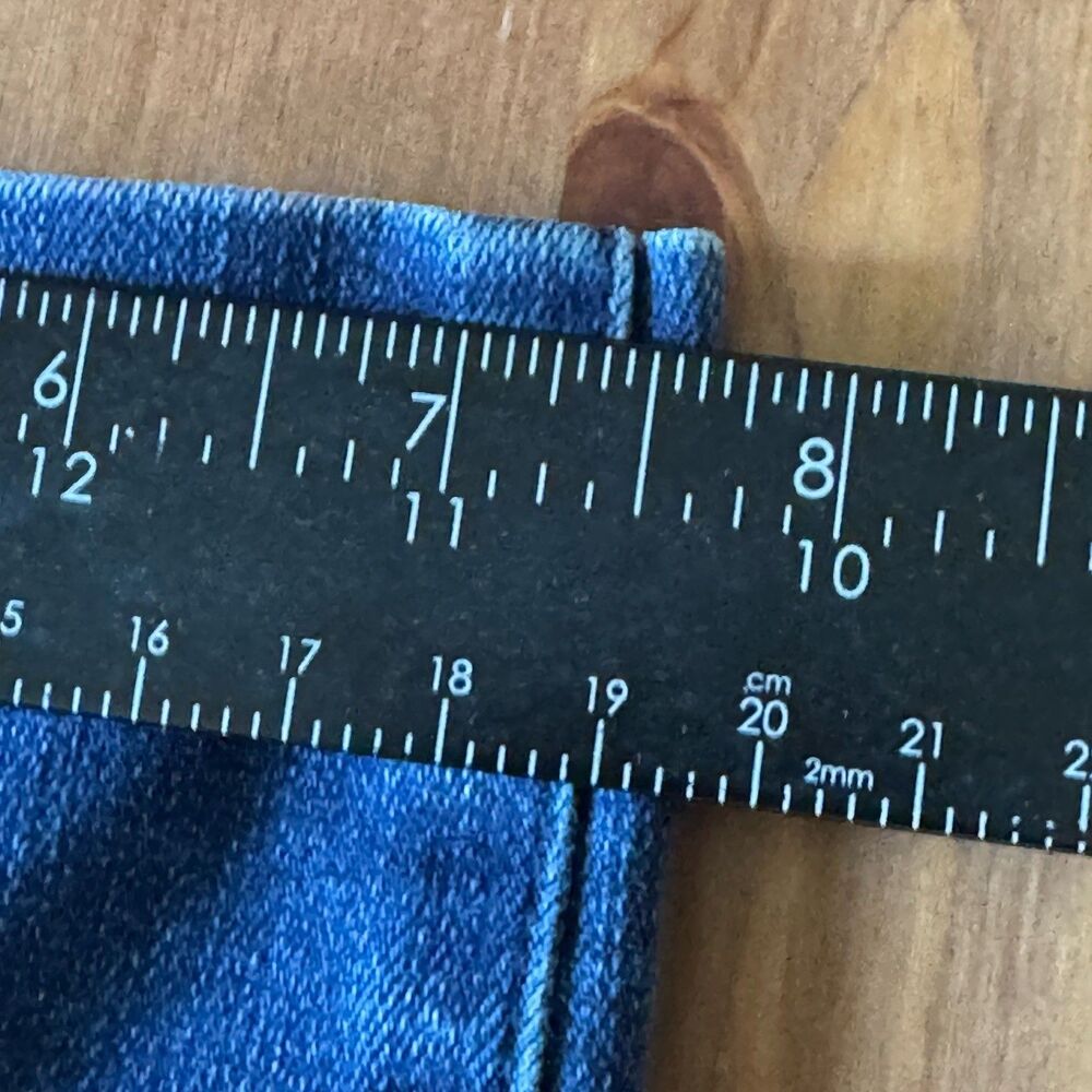 Women's Blue Jeans - Picture 12 of 12